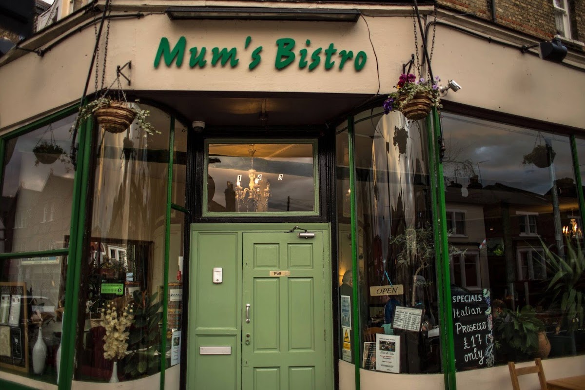 Mums Bistro